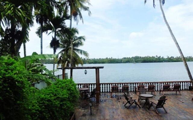 Sukhayus Wellness Heritage - Cherai