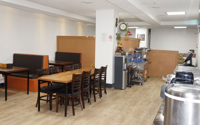 Novaluz Tourist Hotel