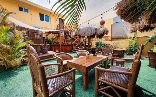 Maha Sand Suites Hotel & Hostel