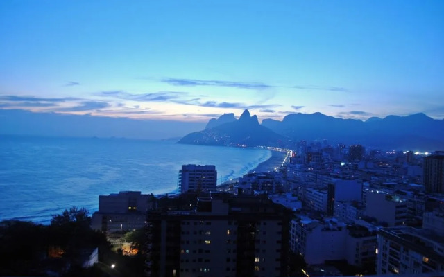 Ipanema & Copa 180 View 2Bdr A1-002