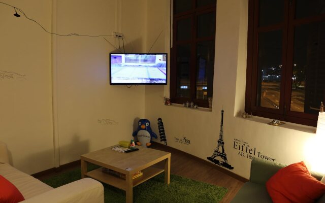 Hostel Lah