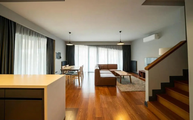 Superior, classy residence,7/24 Security,2 bedroom ( Benesta 205 )