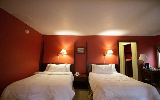 Delamater Inn