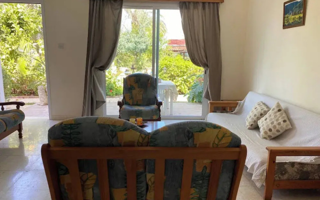 Room in Guest Room - Kritos Apartments-one Bedroom