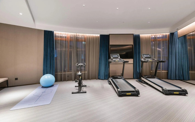 Crystal Orange Shanghai Safari Park