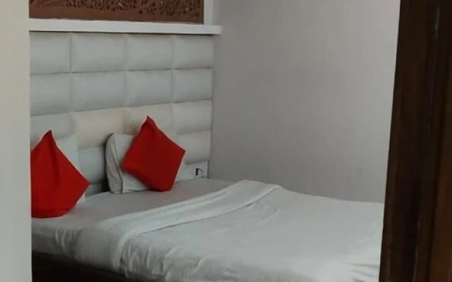 Hotel Shri Nivas