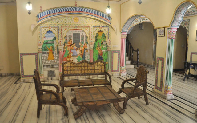 Hotel Sajjan Niwas