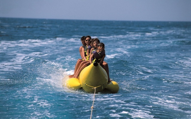 Miramar Sunny Hotel & Residence