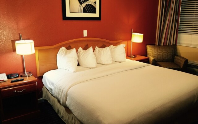 Vista Inn & Suites -Downtown- Memphis
