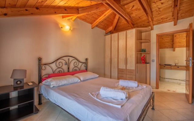 'helios Maisonette' In Laganas