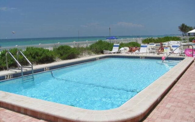 Anna Marie Island Apartments