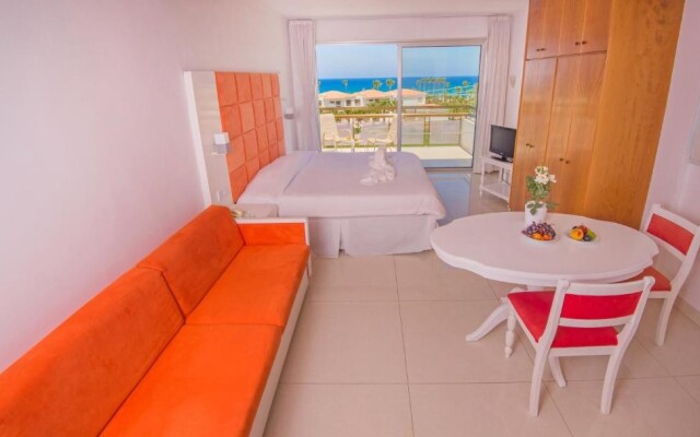 Marlita Beach Hotel Apartments