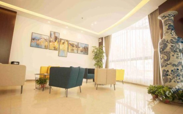 Holiday Inn Hyatt regency (Dongming Huanghe Road)