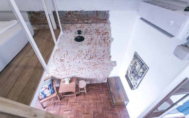 REST Ari Hostel