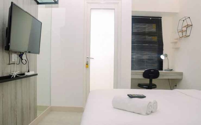 Stylish and Best Apartment Studio Unit Springlake Summarecon By Travelio – Guest Rooms – Bekasi