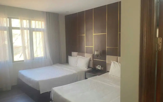 Duc Chung Hotel Ha Long – Guest Rooms – Ha Long