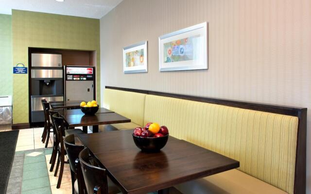 Days Inn by Wyndham Toronto East Beaches