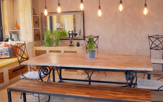 Holiday Home With Jacuzzi, Guisseny