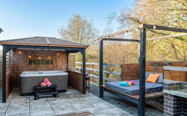 Raywell Hall Country Lodges