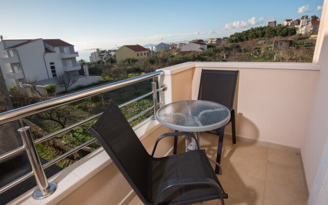 San Marian Apt 2d