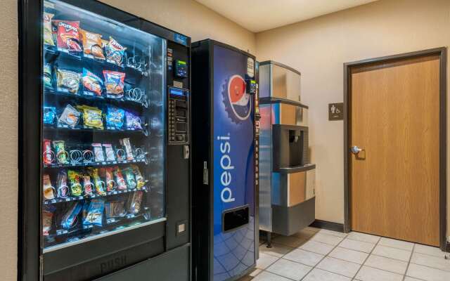 Comfort Inn Warren I-69