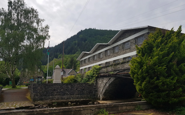 Fairy Falls Hotel