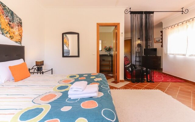 Guincho Typical House I by Homing