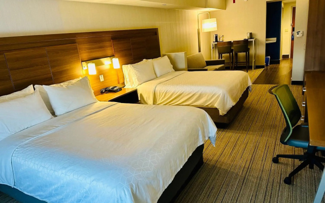 Holiday Inn Express & Suites Milton by IHG