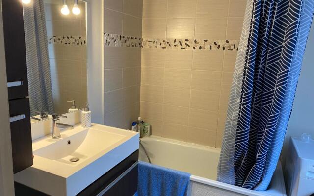 Appartement quartier calme. Proche Port et plages.