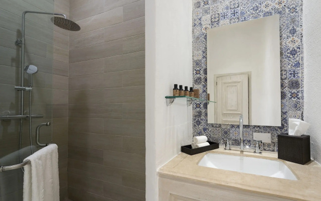 Mar del Cabo By Velas Resorts