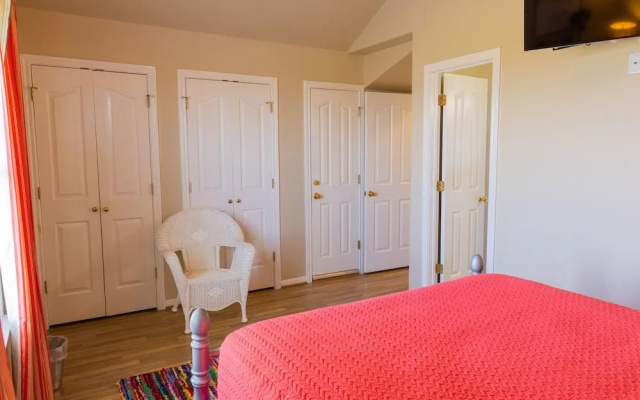 Bishop's Beach by Ryson Vacation Rentals