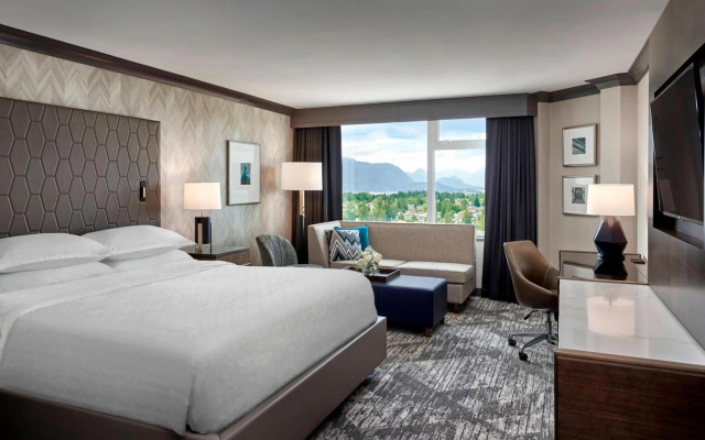 Sheraton Vancouver Guildford Hotel
