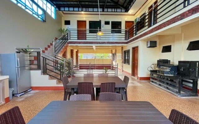Weekdays Hot Spring Resort by Cocotel