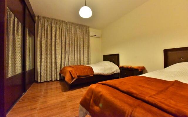 Al Farooq Hotel Apartments