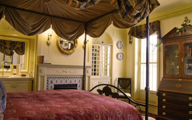 The Chanler at Cliff Walk