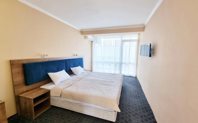 Hotel Azurro