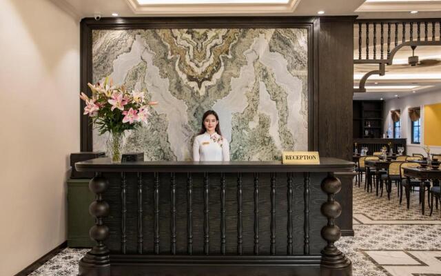 Ha Long Essence Hotel