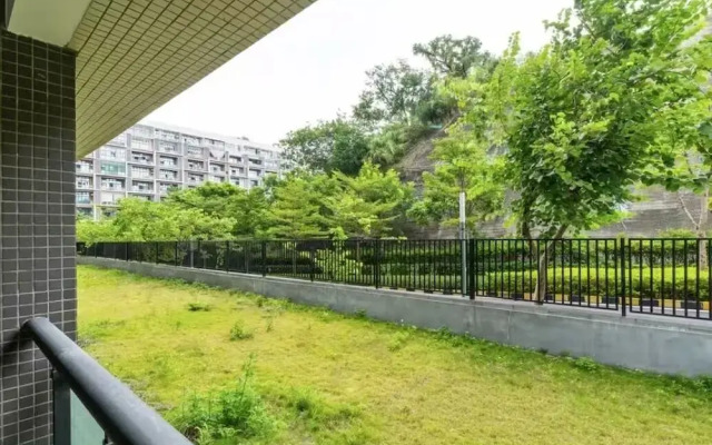 Guangzhou He She Art Apartment