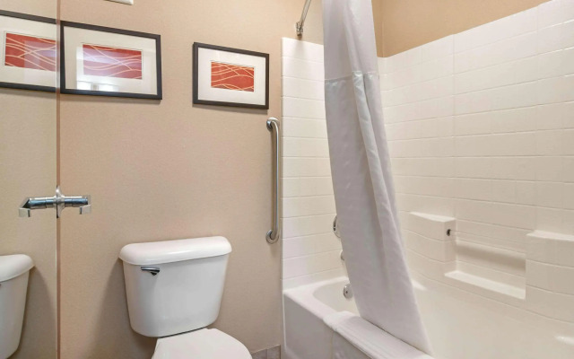 Comfort Inn and Suites Salem
