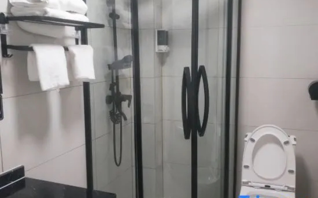 Yijia Collection Hotel (Tancheng Renmin Road)
