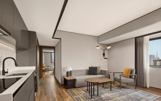 Sheraton Chengdu Lido Hotel