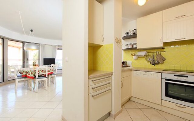 Les allees du Cap 32170