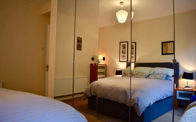 Modern City-centre 2 Bedroom Haven