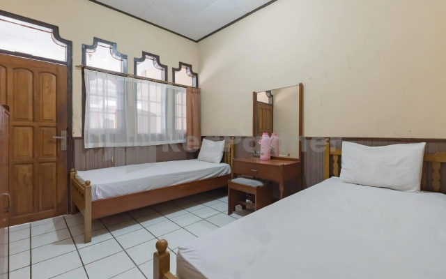 OYO 90912 Wisma Pkpn 1
