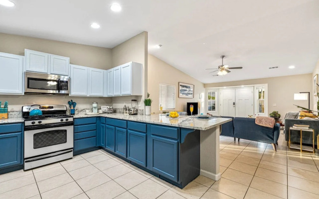 Alligator Vacation Home