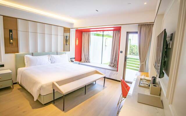 YOHO Resorts World Hotel