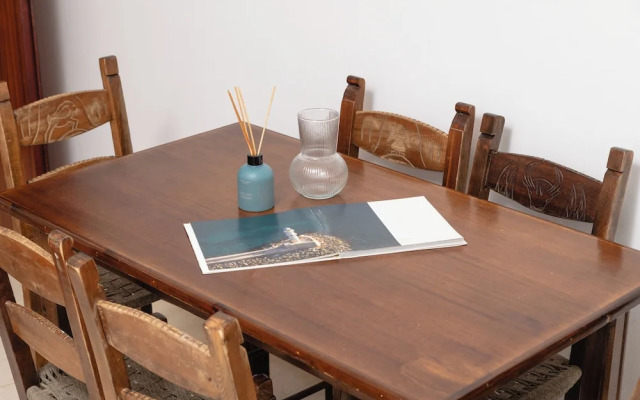 Thelesi Apartments