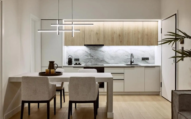 Momo Suites Acropolis by Aura Homes