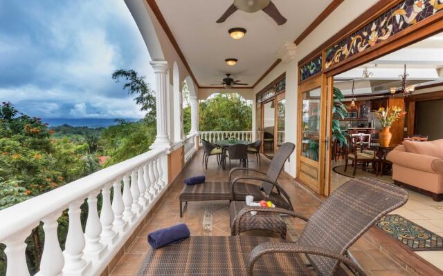 Luxury Ocean View Condo - Ultimate Convenience