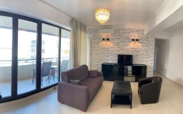 Lake Divine Apartment 11